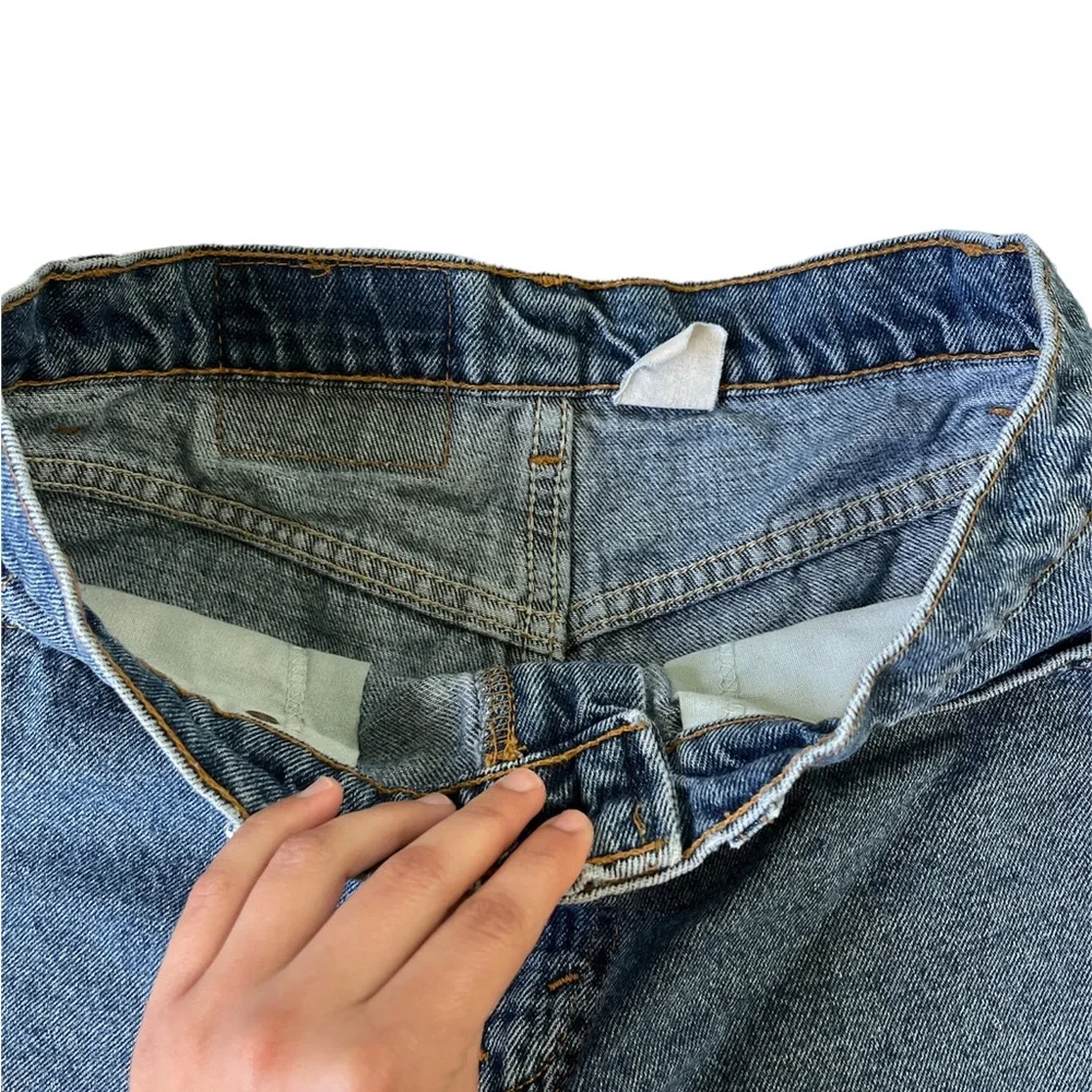 Vintage Levis White tag denim shorts - Picture 3 of 4